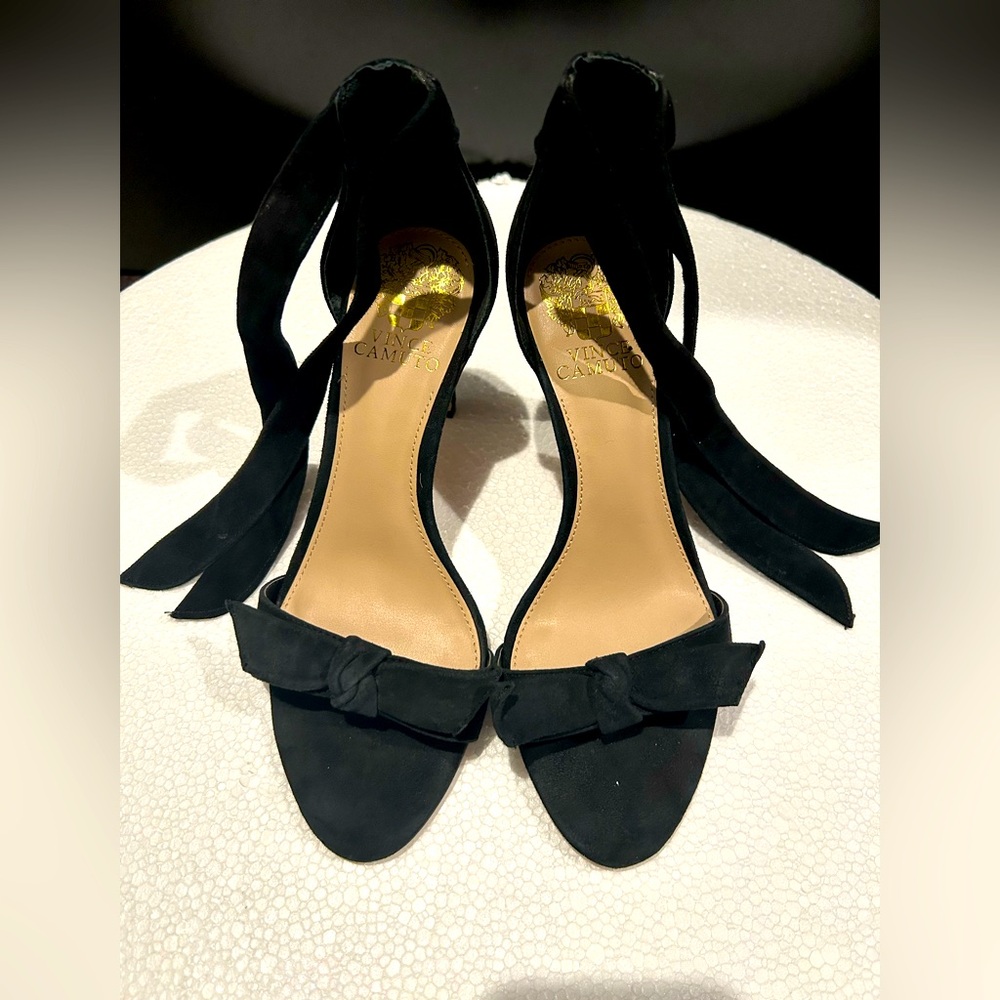 Vince Camuto Heels Sandals black